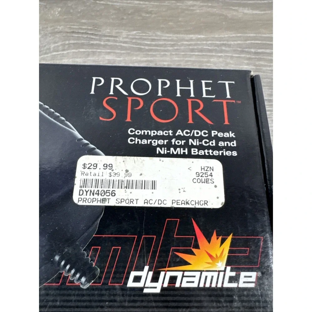 Dynamite Prophet Sport II Compact AC DC Charger Ni-Cd  Ni-MH  DYN4056
